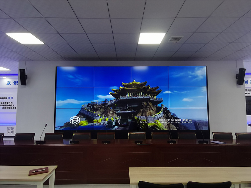 山东会议展示拼接屏55寸3.5MM3X4机柜支架安装大屏